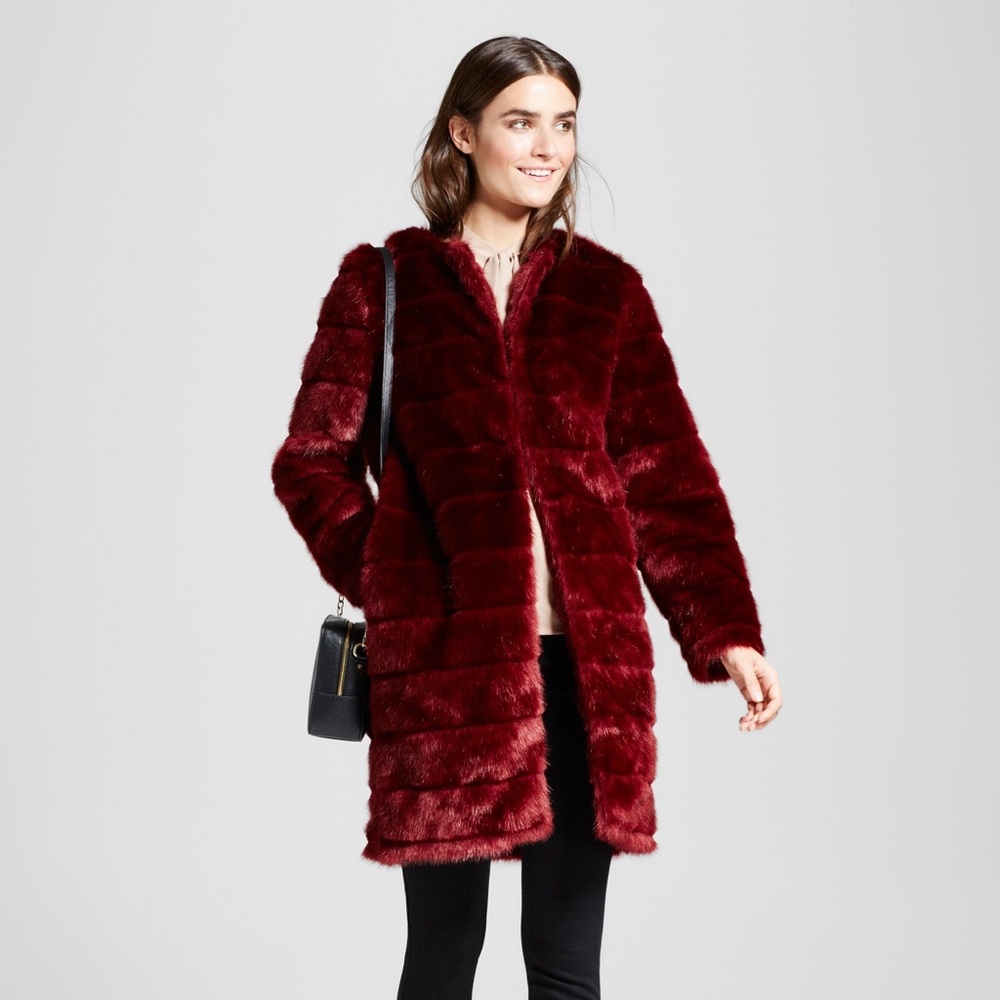 Mossimo Faux Fur Coat, Burgundy / Red/Purple Small